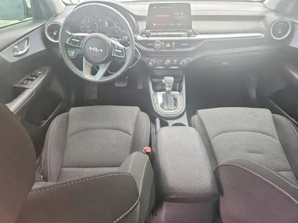 3KPF24AD9PE530479 2023 KIA FORTE - Image 8
