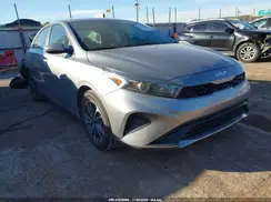 3KPF24AD9PE535939 2023 KIA FORTE