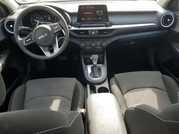 3KPF24AD9PE542485 2023 KIA FORTE - Image 8