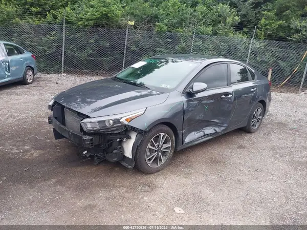3KPF24AD9PE543040 2023 KIA FORTE - Image 2