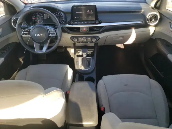 3KPF24AD9PE549713 2023 KIA FORTE - Image 8