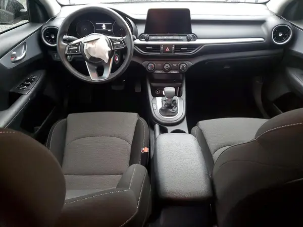 3KPF24AD9PE552661 2023 KIA FORTE - Image 8