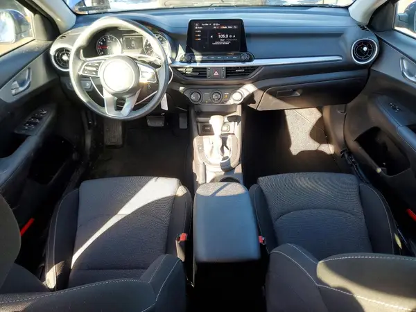 3KPF24AD9PE553275 2023 KIA FORTE - Image 8