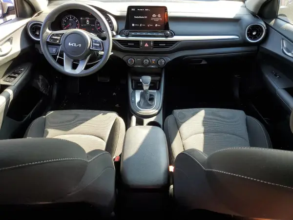 3KPF24AD9PE553308 2023 KIA FORTE - Image 8