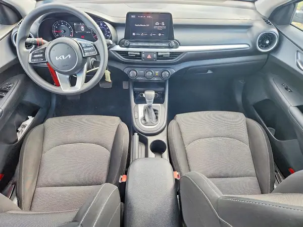 3KPF24AD9PE553454 2023 KIA FORTE - Image 8