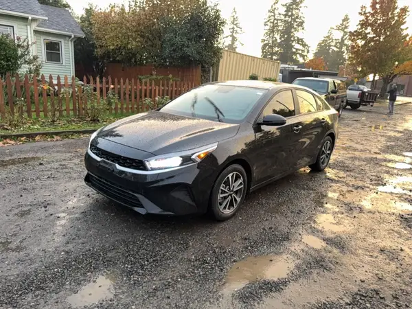 3KPF24AD9PE554233 2023 KIA FORTE - Image 2