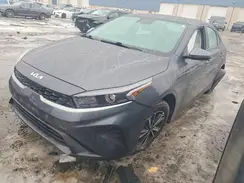 3KPF24AD9PE555303 2023 KIA FORTE