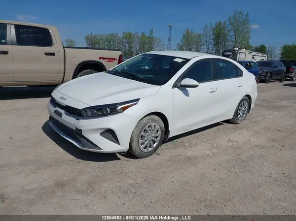 3KPF24AD9PE555947 2023 KIA FORTE - Image 2