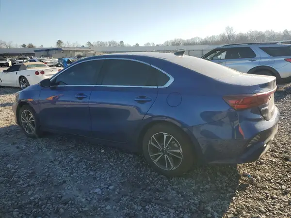 3KPF24AD9PE559240 2023 KIA FORTE - Image 2