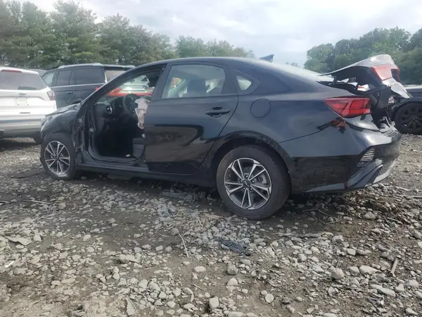 3KPF24AD9PE563112 2023 KIA FORTE - Image 2