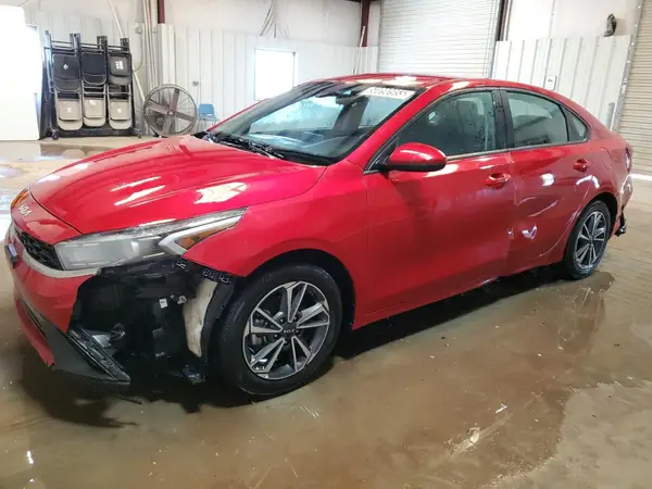 3KPF24AD9PE565359 2023 KIA FORTE - Image 1