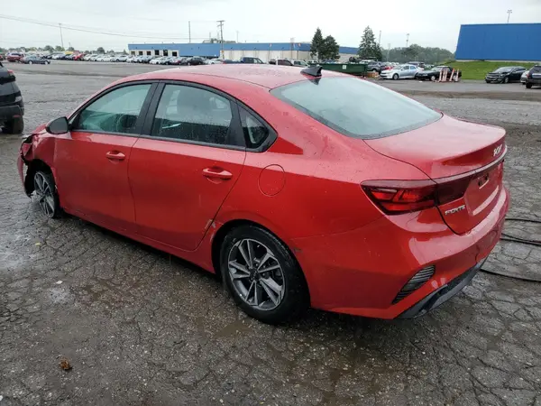 3KPF24AD9PE570254 2023 KIA FORTE - Image 2