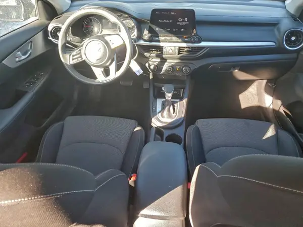 3KPF24AD9PE571775 2023 KIA FORTE - Image 8