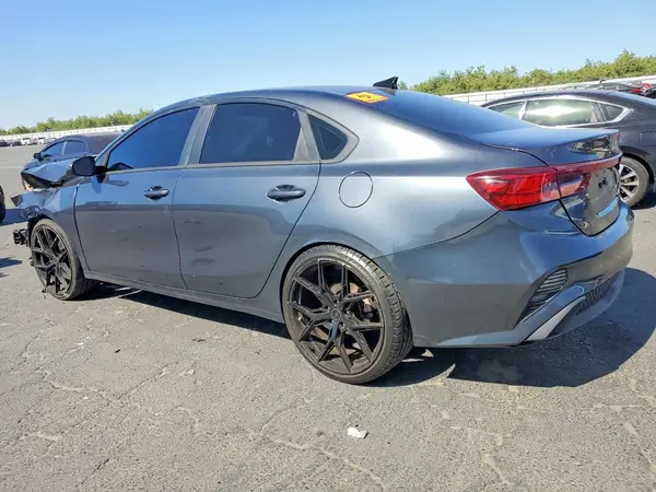 3KPF24AD9PE572358 2023 KIA FORTE - Image 2