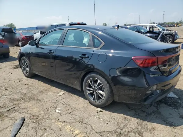 3KPF24AD9PE574367 2023 KIA FORTE - Image 2