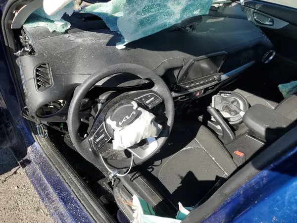 3KPF24AD9PE578872 2023 KIA FORTE - Image 8