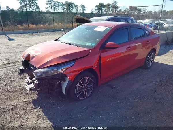 3KPF24AD9PE582923 2023 KIA FORTE - Image 2