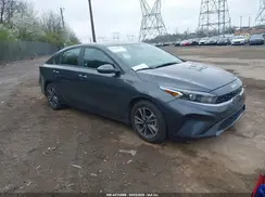 3KPF24AD9PE586504 2023 KIA FORTE