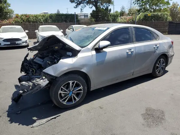 3KPF24AD9PE592626 2023 KIA FORTE - Image 1