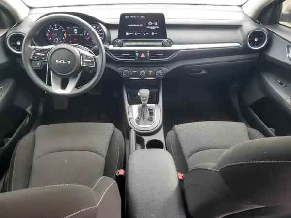 3KPF24AD9PE595350 2023 KIA FORTE - Image 8
