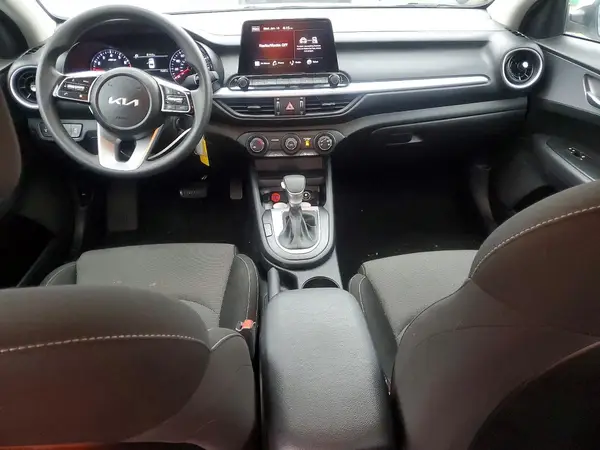3KPF24AD9PE616231 2023 KIA FORTE - Image 8