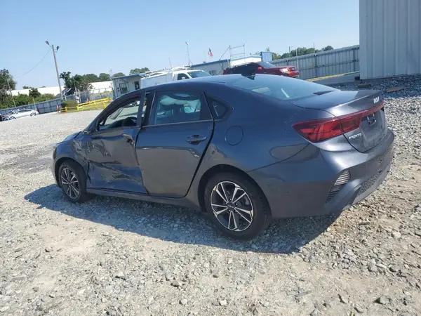 3KPF24AD9PE616889 2023 KIA FORTE - Image 2
