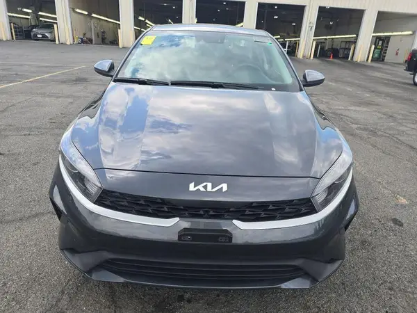 3KPF24AD9PE619629 2023 KIA FORTE - Image 8