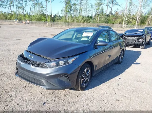 3KPF24AD9PE623616 2023 KIA FORTE - Image 2