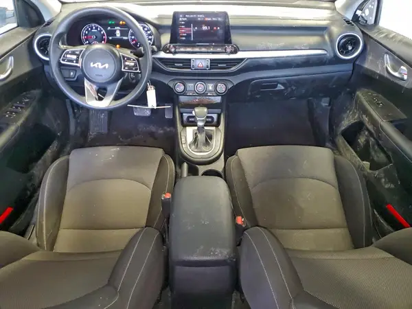 3KPF24AD9PE624751 2023 KIA FORTE - Image 8