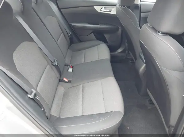 3KPF24AD9PE626211 2023 KIA FORTE - Image 8
