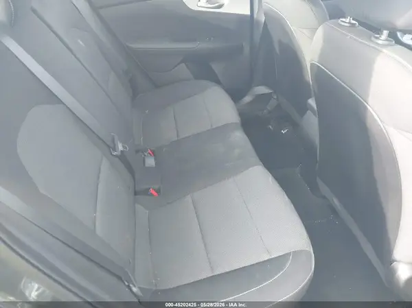 3KPF24AD9PE627374 2023 KIA FORTE - Image 8
