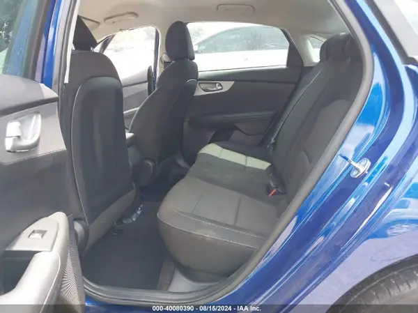 3KPF24AD9PE628752 2023 KIA FORTE - Image 8
