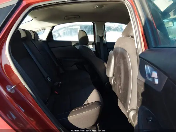 3KPF24AD9PE638293 2023 KIA FORTE - Image 8