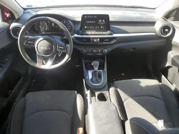 3KPF24AD9PE640867 2023 KIA FORTE - Image 8