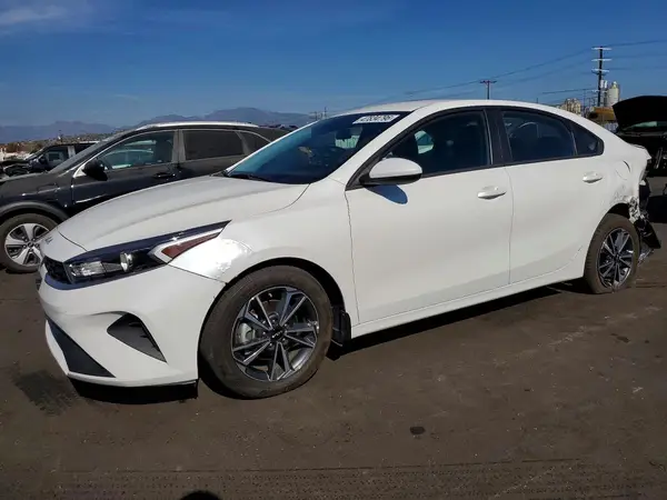 3KPF24AD9PE649522 2023 KIA FORTE - Image 1