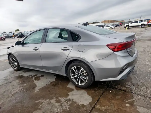 3KPF24AD9PE650010 2023 KIA FORTE - Image 2