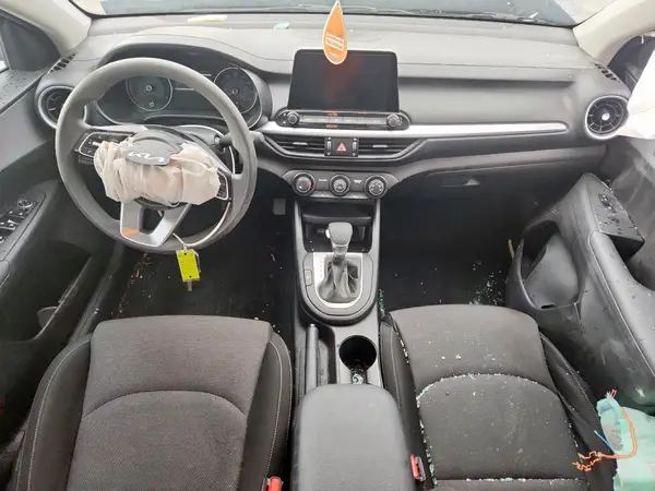 3KPF24AD9PE650010 2023 KIA FORTE - Image 8
