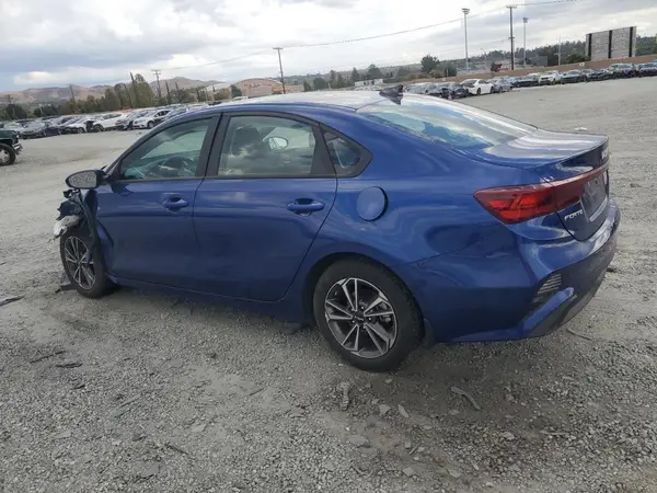 3KPF24AD9PE650377 2023 KIA FORTE - Image 2