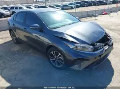 3KPF24AD9PE652758 2023 KIA FORTE