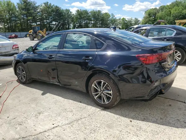 3KPF24AD9PE655756 2023 KIA FORTE - Image 2