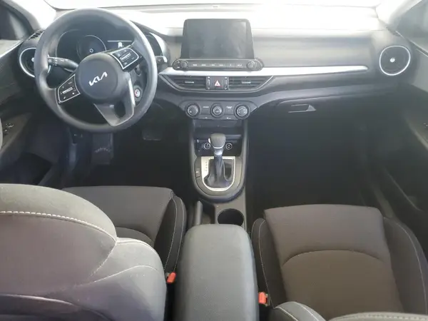 3KPF24AD9PE657667 2023 KIA FORTE - Image 8