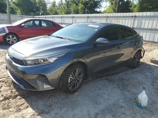3KPF24AD9PE658270 2023 KIA FORTE - Image 1