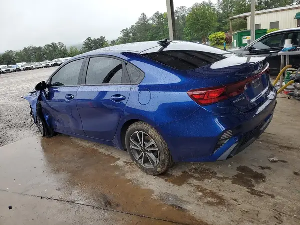 3KPF24AD9PE660035 2023 KIA FORTE - Image 2