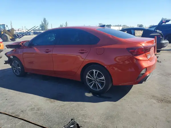 3KPF24AD9PE662352 2023 KIA FORTE - Image 2
