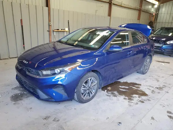 3KPF24AD9PE662870 2023 KIA FORTE - Image 1