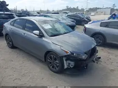3KPF24AD9PE662898 2023 KIA FORTE