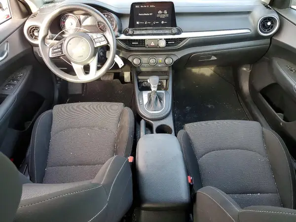 3KPF24AD9PE663131 2023 KIA FORTE - Image 8