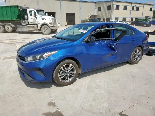 3KPF24AD9PE663470 2023 KIA FORTE - Image 1