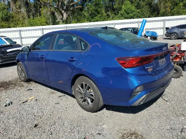 3KPF24AD9PE677207 2023 KIA FORTE - Image 2