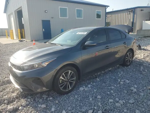 3KPF24AD9PE678308 2023 KIA FORTE - Image 1
